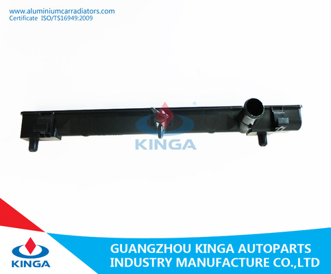 El tanque material del radiador del coche de las piezas de automóvil PA66 para TOYOTA VITZ 'TA 05 NCP91/NCP100 proveedor