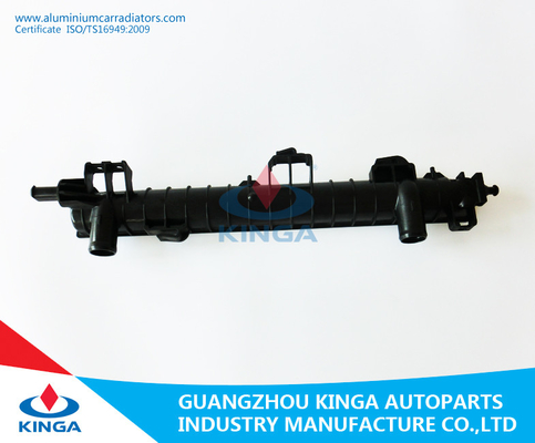 El TANQUE de AGUA PLÁSTICO del RADIADOR del COCHE PARA EL BENZ ML-CLASS W163 ML270'98 EN proveedor