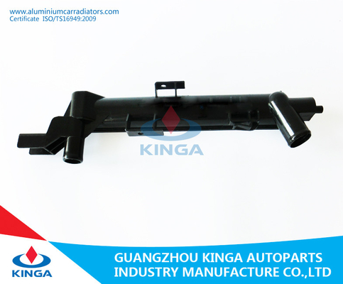 PA66 enderezan el reemplazo plástico del tanque del radiador para Toyota Rav4 '03 ACA21 EN proveedor