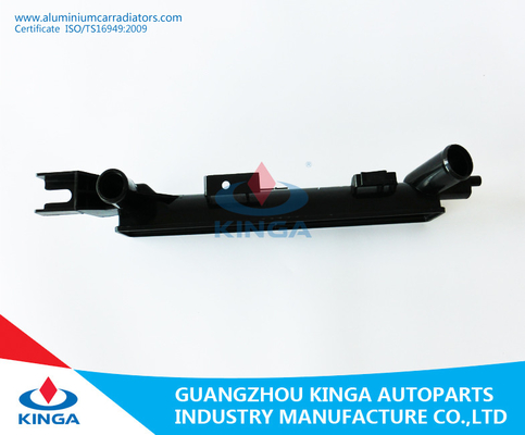 PA66 enderezan el reemplazo plástico del tanque del radiador para Toyota Rav4 '03 ACA21 EN proveedor