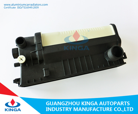 Transmisión plástica de la TA de Bwm 316/318/520/525i del reemplazo del tanque de la entrada del radiador izquierdo del agua proveedor