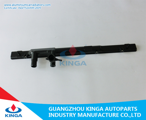 El tanque plástico del radiador del tanque del top del radiador del diámetro 32m m para MAZDA CX - 7' 2007-2010 EN proveedor