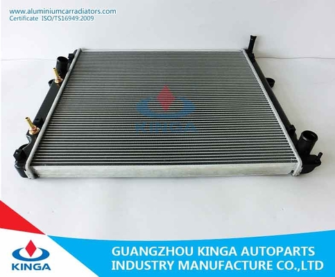 OEM automotriz 16400 de Toyota KZJ120 1KZT de los radiadores de las piezas del motor del tanque de agua del coche 67310 proveedor