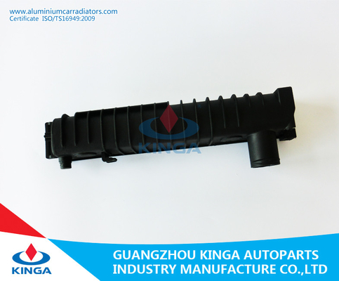 OEM 1712007 del reemplazo del tanque del lado del radiador de la TA de 530/535/730/735i 85-94 dejado proveedor