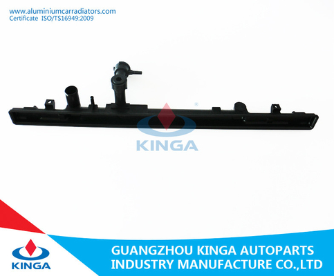 MAZDA 6 4CYL '03-04 EN OEM plástico L332-15-200E del tanque del radiador para arriba proveedor