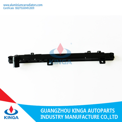 Plástico RX-8 1.3L'04-05 Mazda del radiador del tanque de agua después del radiador del mercado proveedor