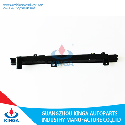El tanque de agua del radiador de los accesorios del coche RX-8 1.3L '04-05 para Mazda proveedor