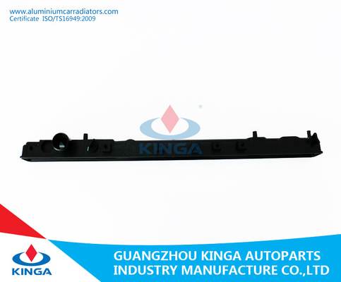 Material del PA 66 de la reparación del tanque del radiador del coche del radiador de Mitsubishi Lancer plástico '92-94 del tanque proveedor