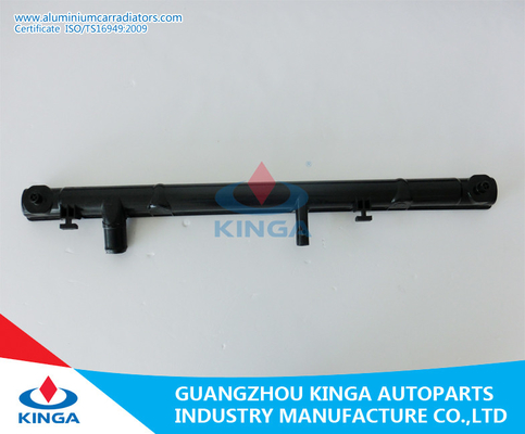 El tanque inferior plástico del radiador del coche para TA ACV30 de Toyota Camry 2003-2006 proveedor
