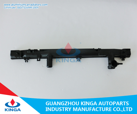 CAMY 06 ACV40 EN OEM plástico 16400-0H291/0H220 del tanque del radiador duro proveedor