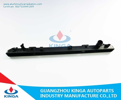 Reemplazo inferior del tanque de Raidator para OEM 16400-OAO71 de Toyota Sienna'97-At proveedor