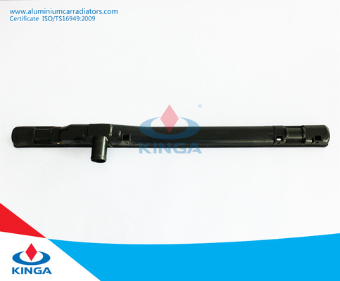 El tanque superior del radiador para Toyota Cressida ‘92-94 LX90/LX100 en OEM 16400-5B100 del radiador proveedor