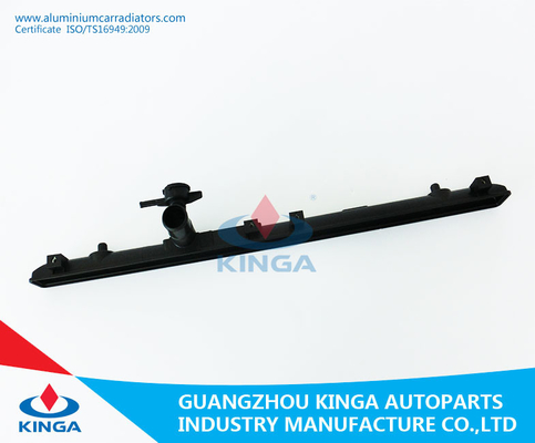 El tanque del top del radiador del reemplazo para el carro G15'96-02 del OEM 11700-63G11/de 63G12 Suzuki Caltus en proveedor