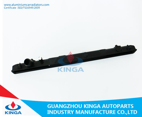 material plástico del tanque del radiador del rapair para la TA de SWIFT 05 proveedor