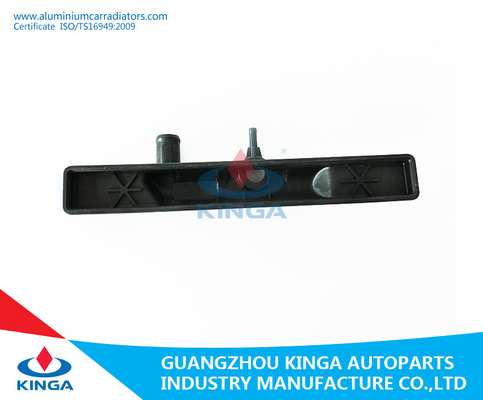Los tanques superiores del radiador del Ⅲ 1,0' 94-02 del alto de Suzuki para OEM17700-60D10/64D10/70G50/71G10/72G10 proveedor
