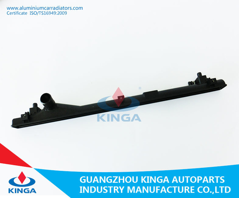 PARTE INFERIOR plástica del tanque 17700-60A00/60A11/60A12 del radiador de la TA de VITARA'88-97 TA01 G16A proveedor