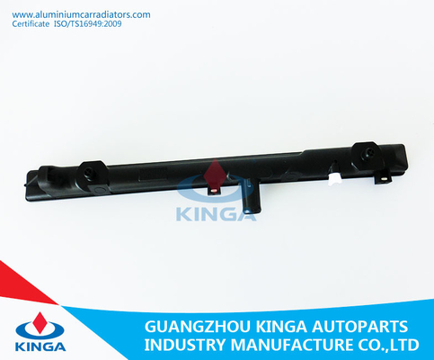 El tanque plástico inferior del radiador cabido para 2002 el radiador del CARRO G15 de GAKTUS EN OEM 17700-63G11/63G12 proveedor