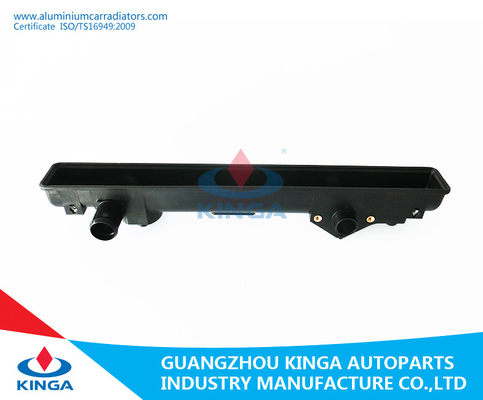 El tanque auto anticipado del radiador del mercado de accesorios para TA 2012 de Suzuki Aito proveedor