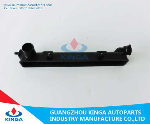 El sistema de enfriamiento de las piezas de automóvil riega el tanque plástico del radiador para Subaru LEGACY'97-98 RHD proveedor