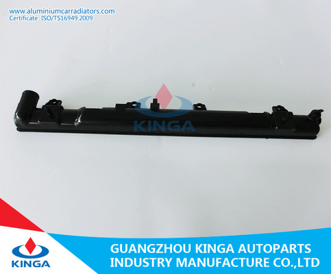 El tanque del radiador del reemplazo para OEM 45111-AG000/AG001 DPI2331 de LEGACY'99-03 BE5/BH5 proveedor