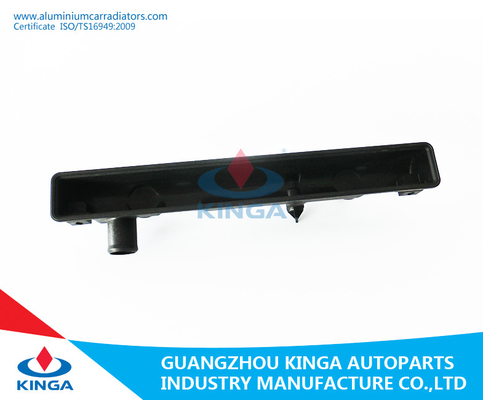 El tanque plástico del radiador para Suzuki 1.3L' rápido 96-01At OE: 91173911/17700-50G00 proveedor