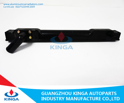 Mitsubishi L047/reemplazo plástico MB356390 del tanque del radiador de la recogida L200'86-91 proveedor