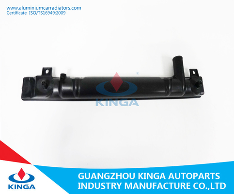 El tanque plástico los 7*620MM del lado del radiador de la reparación del OEM MB890955 para V46'93-98 EN proveedor