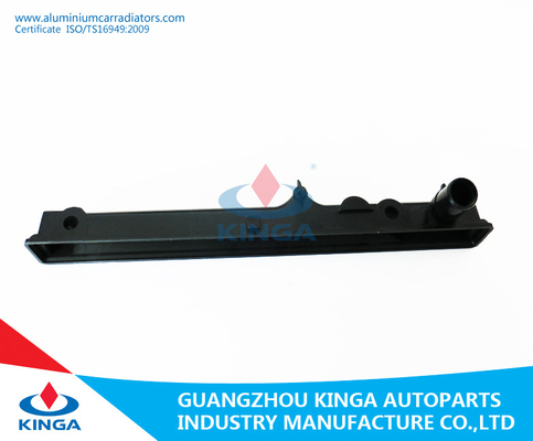 Toyota Landcruiser HZJ73V'96-99 EN el tanque plástico 16400-17161 del radiador del líquido refrigerador proveedor