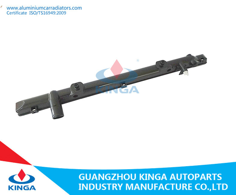 Substituya el tanque plástico del radiador durable del agua para el MATERIAL del PA 66 de LEXUS'99 JZS160 proveedor