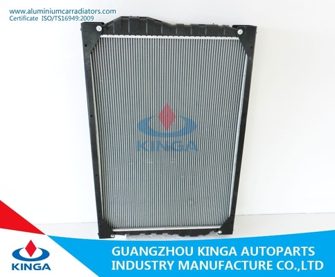 Enfriamiento eficiente 48/56 de la TA del PA de la TA del Benz del radiador de aluminio C457- del camión proveedor